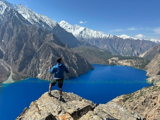 शे-फोक्सुन्डो तालको सुन्दरताले मोहिनी लगाएपछि....